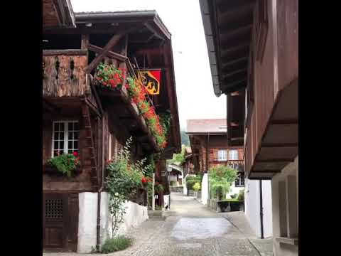 أنا ما بدي تجي وتقول اعذريني مشغول لفتة من بعيد بتكفيني وقلبي إلك على أنا ما بدي تجي وتقول اعذريني مشغول لفتة من بعيد بتكفيني وقلبي إلك على