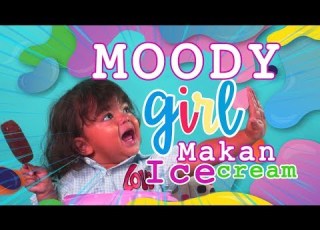 Mazaya Marah Pas Makan EsKrim