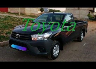  سيارة للبيع تويوتا بيكوب Toyota Hilux