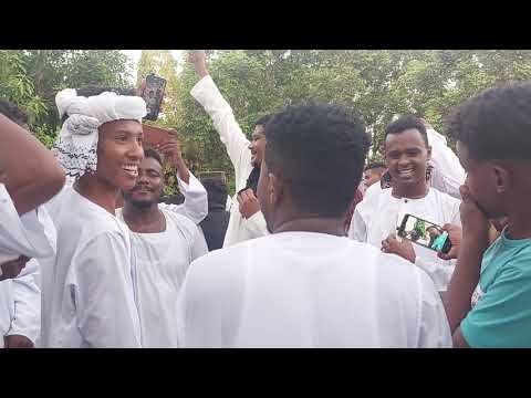 هاشم ودربوب كان بتريدني يا بسام انا الريد البريدو اشتر مع عرضه الأمبراطور احمد صديق حفله نار بس هاشم ودربوب كان بتريدني يا بسام انا الريد البريدو اشتر مع عرضه الأمبراطور احمد صديق حفله نار بس