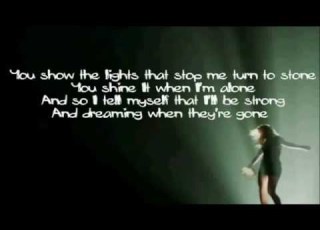  Ellie Goulding Lights Lyrics