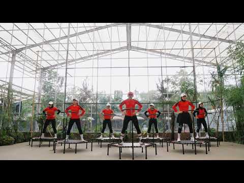 Jumping Dance Trampoline With Vcom