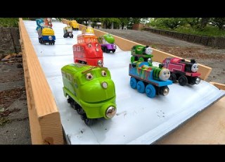 Chuggington Thomas Wooden Handmade Slide Race