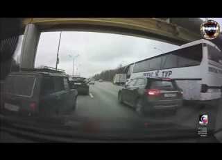  То чувство когда тебя пронесло момент ДТП в МКАД в Москве
