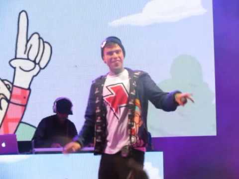 Alfonso Signorini Fedez Live Modena Alfonso Signorini Fedez Live Modena