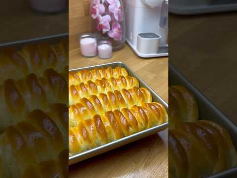 بريوش بالشوكولا بعجينه هشة ولذيذة