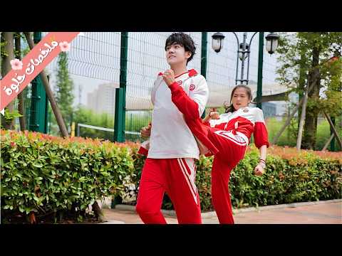 بنت قوية بتتكسف من أخوها في المدرسة ومش طايقاه وهي مش عارفة إنه بيحبها وبيساندها في السر ملخص مسلسل