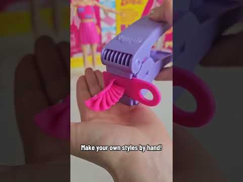 Create Super Cute Styles With The Play Doh Barbie Dolls Sets Smythstoys Barbie Playdoh Fashion