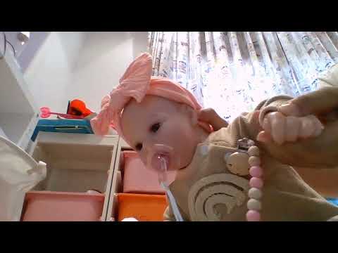 جماعه اذا تبو تطلبو عرايس سيليكون من شي ان انتبهو ترا فالصوره يكون سيليكون واذا اشتريتها بتكون بلستك