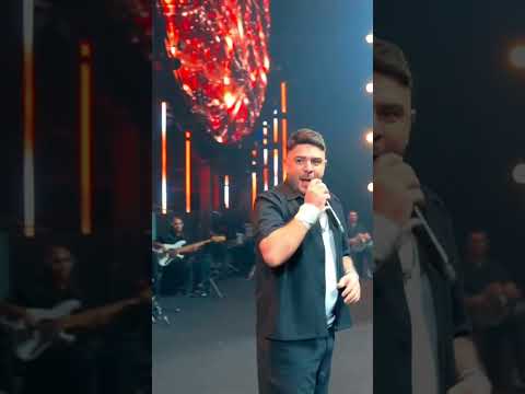 أحمد الشريف سهران معاك في جدة