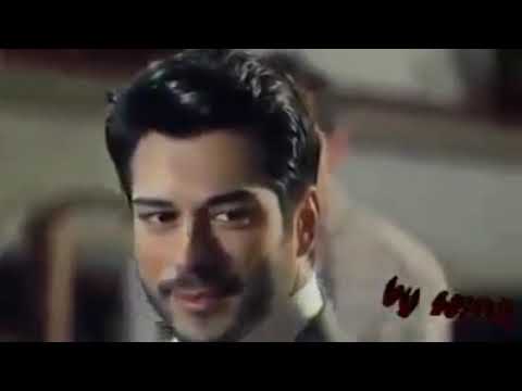 الضحكة مش معناها دايما اني طاير من الفرح تامر عاشور الضحكة مش معناها دايما اني طاير من الفرح تامر عاشور