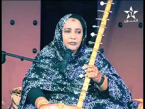 أمسية فنية مع الفنانة النعمة منت الشويخ