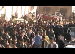 كفرعايا تشييع الشهيد محمد البيريني 11 12 2011