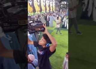 ياسر رشاد الشطب الفنان ياسر رشاد تصوير منصور الحجازي