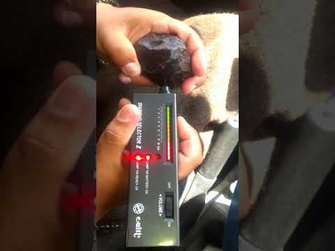 حجر الياقوت الخام