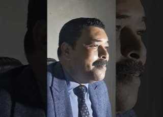 العمر بيجري وأنت لسه شايل في قلبك حقوق الأب على متن الحياة بطل الحكاية