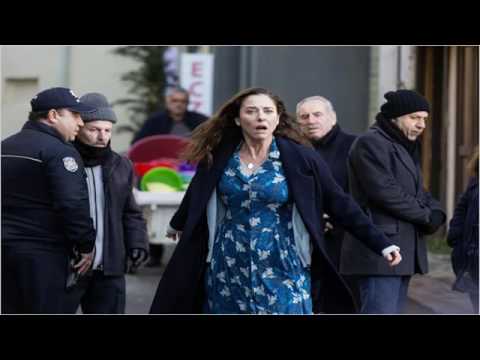 موسيقي مسلسل تحمل يا قلبي حزينه