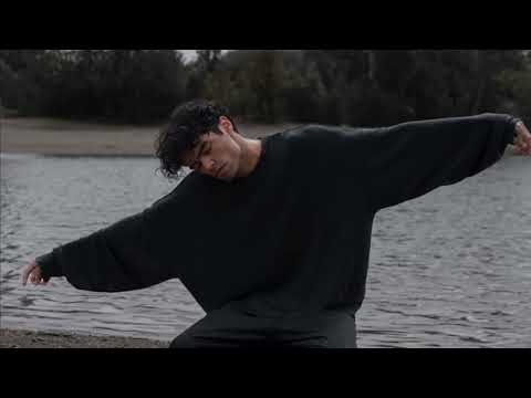 Aujiss Mn Lkhir Official Music