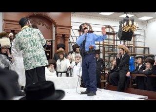 Purim Tisch Toldos Tzvi Spinke 5783