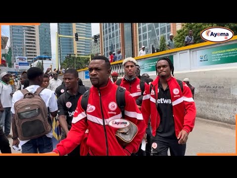 MNYAMA HANA MUDA WA KUPOTEZA TAZAMA KIKOSI CHA SIMBA KILIVYOONDOKA KUIFUATA YANGA ZANZIBAR