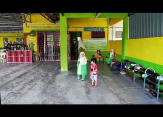 Hari Pertama Nur Kamelia Masuk Pasti Umi Sham