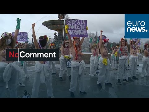 شاهد ناشطات حركة فيمن يتظاهرن عاريات الصدر في فرنسا