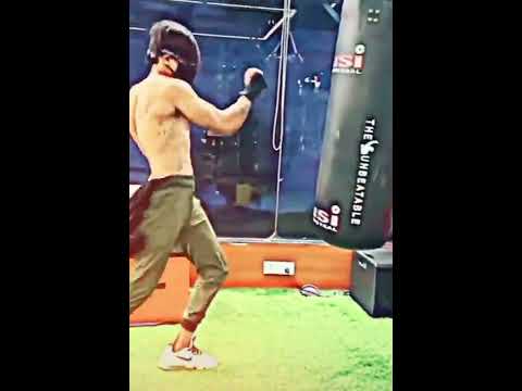 مريض اني بغرامك وانت جراح