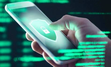 أسباب إصابة الهواتف بالفيروسات والبرامج الضارة