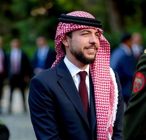 أصدر الأمير عبد الله بن الحسين المرسوم الأميري بتشكيل لجنة مدنية لصياغة قانون انتخاب المجلس التشريعي برئاسة النائب العام آنذاك.