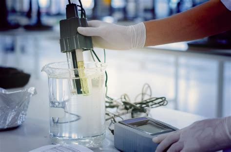 أمثلة على حلول من دار الأحماض للعلوم - solubilizer