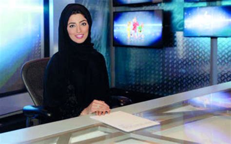 أول مذيعة إماراتية