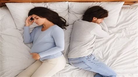 إذا نزلت المرأة أمام الرجل فهل هذا مرتبط بجنس الجنين؟