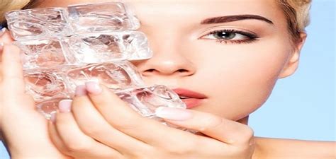 استخدامات وفوائد استخدام مكعبات الثلج للوجه