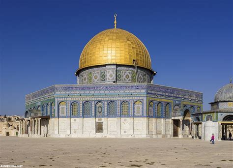 اشرح من بنى مسجد قبة الصخرة في فلسطين للخليفة عبد الملك بن مروان؟ اشرح من بنى مسجد قبة الصخرة في فلسطين للخليفة عبد الملك بن مروان؟