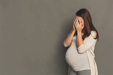 الأسباب الرئيسية المؤدية إلى موت الجنين (ولادة جنين ميت)
