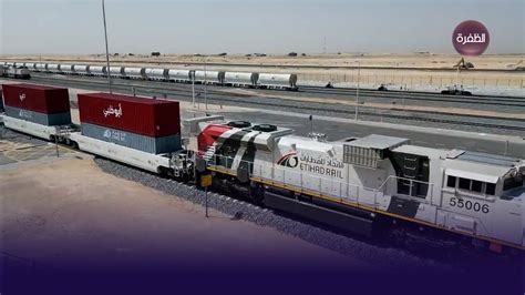 الأسباب يمكن أن يستغرق قطار الشحن الذي يسافر بسرعة عالية عدة كيلومترات للتوقف بعد الكبح؟