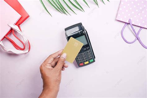 الحد الأدنى من الدفع ببطاقة الائتمان وحساب الفائدة