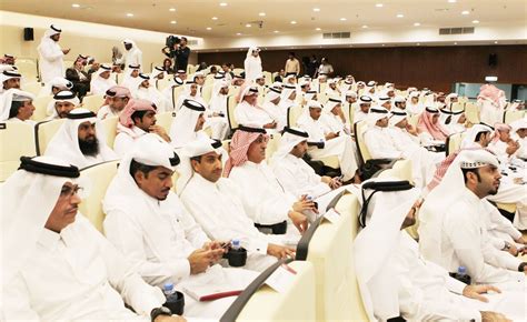 السؤال: عملية تنمية مستمرة وشاملة لجميع مجالات الحياة تهدف إلى مزيد من تنمية المجتمع ورفاهية أفراده.