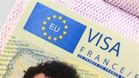 المستندات المطلوبة للحصول على تأشيرة سياحية