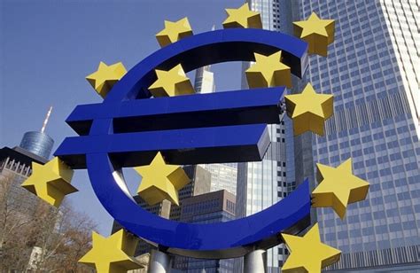 بصفتها عضوًا في الاتحاد الأوروبي، تخضع لاتفيا لاتفاقية تيسير التجارة التابعة لمنظمة التجارة العالمية. بصفتها عضوًا في الاتحاد الأوروبي، تخضع لاتفيا لاتفاقية تيسير التجارة التابعة لمنظمة التجارة العالمية.