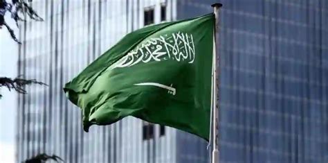 تسمح المملكة العربية السعودية للمقيمين بالعودة من دول أخرى
