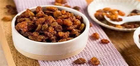 تفسير حلم أكل الزبيب في المنام للإمام الصادق