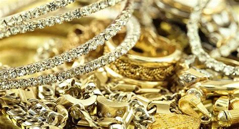 تفسير رؤية الذهب في حلم المرأة الحامل ومعناه