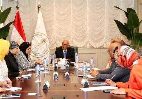 توزيع المناهج عبر موقع وزارة التربية والتعليم توزيع المناهج عبر موقع وزارة التربية والتعليم