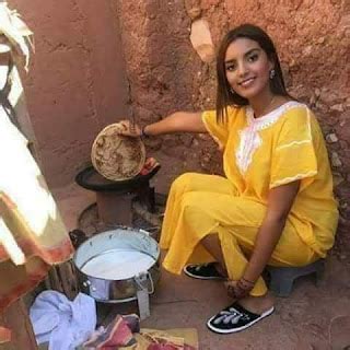 حل لغز الفتاة التي كانت تعلم أنها حبستها ولم تكن تعرفها، لم تكن مهتمة لأنها أتت إليك بأخبار، ولم تتابع والدتها، ولديها أربعة أطفال، ولم تكن أي منهم سميت وتلك الفتاة، أنت لست والدها ولا أنت عمها. حل لغز الفتاة التي كانت تعلم أنها حبستها ولم تكن تعرفها، لم تكن مهتمة لأنها أتت إليك بأخبار، ولم تتابع والدتها، ولديها أربعة أطفال، ولم تكن أي منهم سميت وتلك الفتاة، أنت لست والدها ولا أنت عمها.