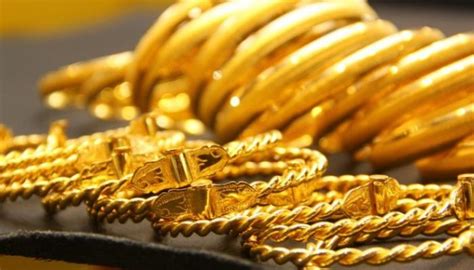 حلمت أنني وجدت الذهب وأتيت به إلى المرأة الحامل