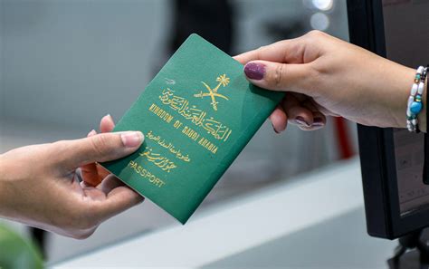 شروط الحصول على جواز سفر للمرأة أو أحد أفراد الأسرة