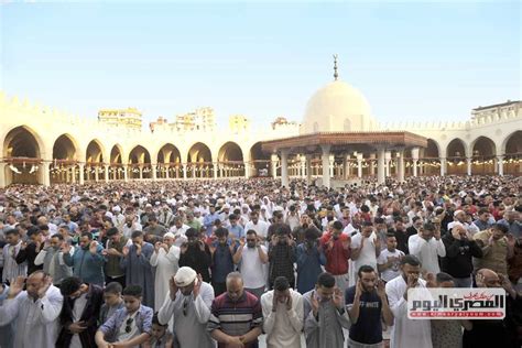 صلاة العيد للرجال والنساء - إمام المسجد