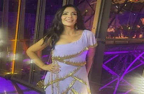 صورة للفنانة منى زكي في أحدث ظهور لها على إنستجرام
