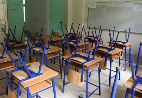 عندما يعود المعلمون والطلاب وأعضاء هيئة التدريس إلى المدرسة